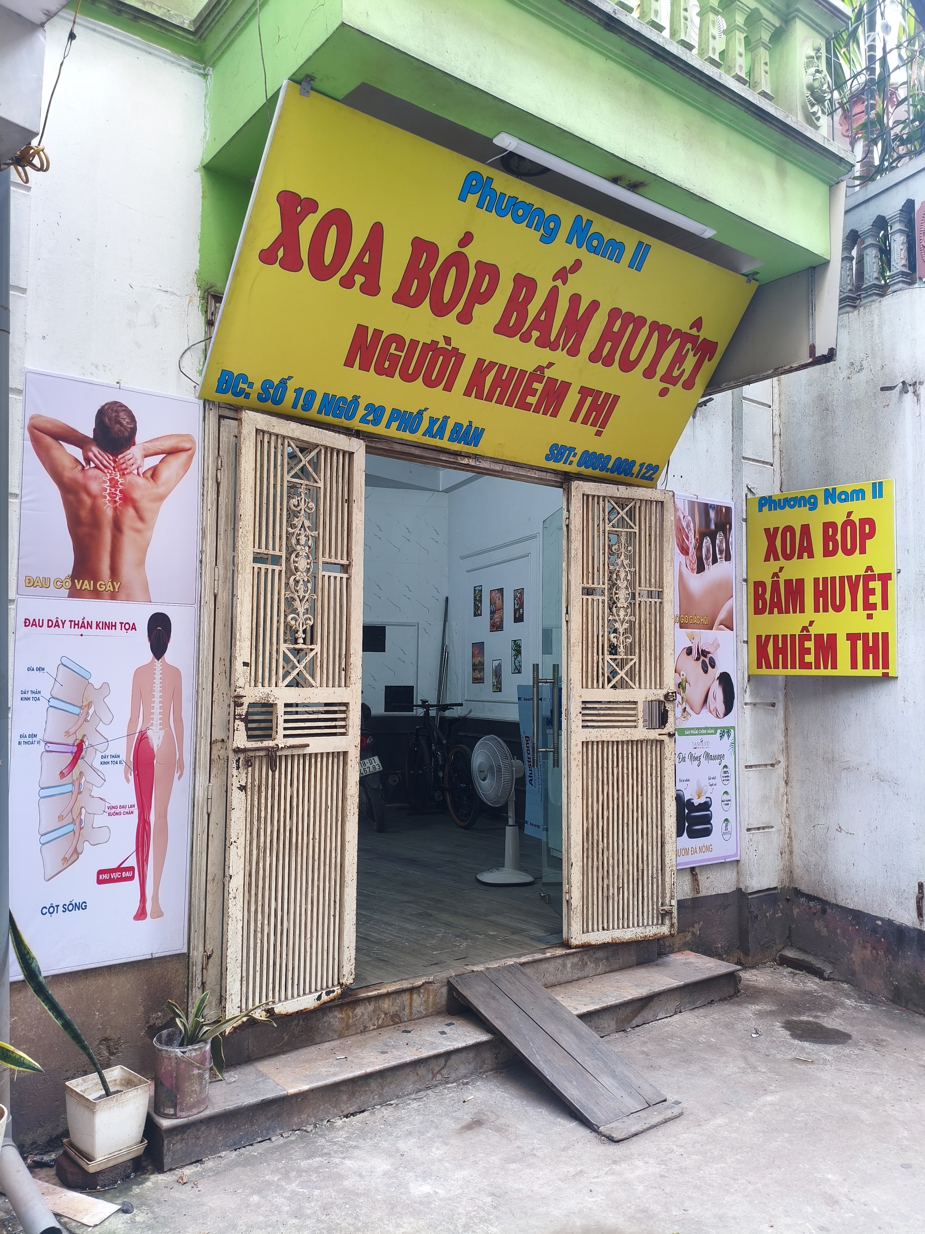 Minh họa dịch vụ giác hơi cạo gió tại cơ sở